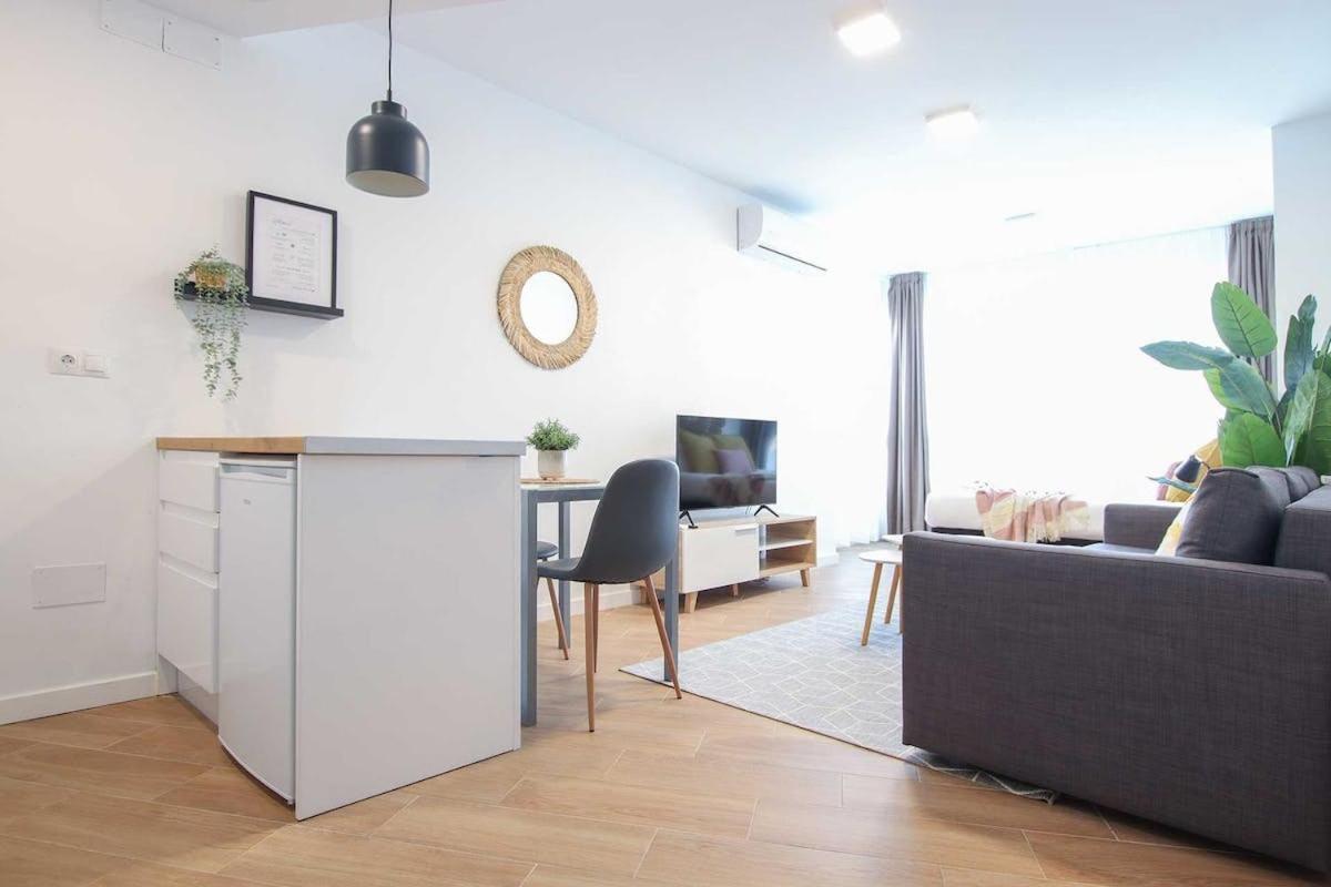 Moderno Estudio En Torremolinos Zewnętrze zdjęcie